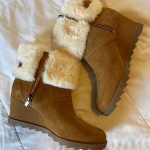 Kookaburra by UGG Ortholite - Cozy Tan Suede Faux Fur Lined Wedge Boots